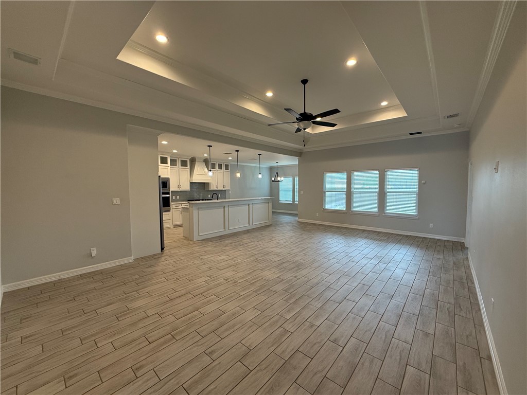 6709 Paddington Dr Property Photo 12
