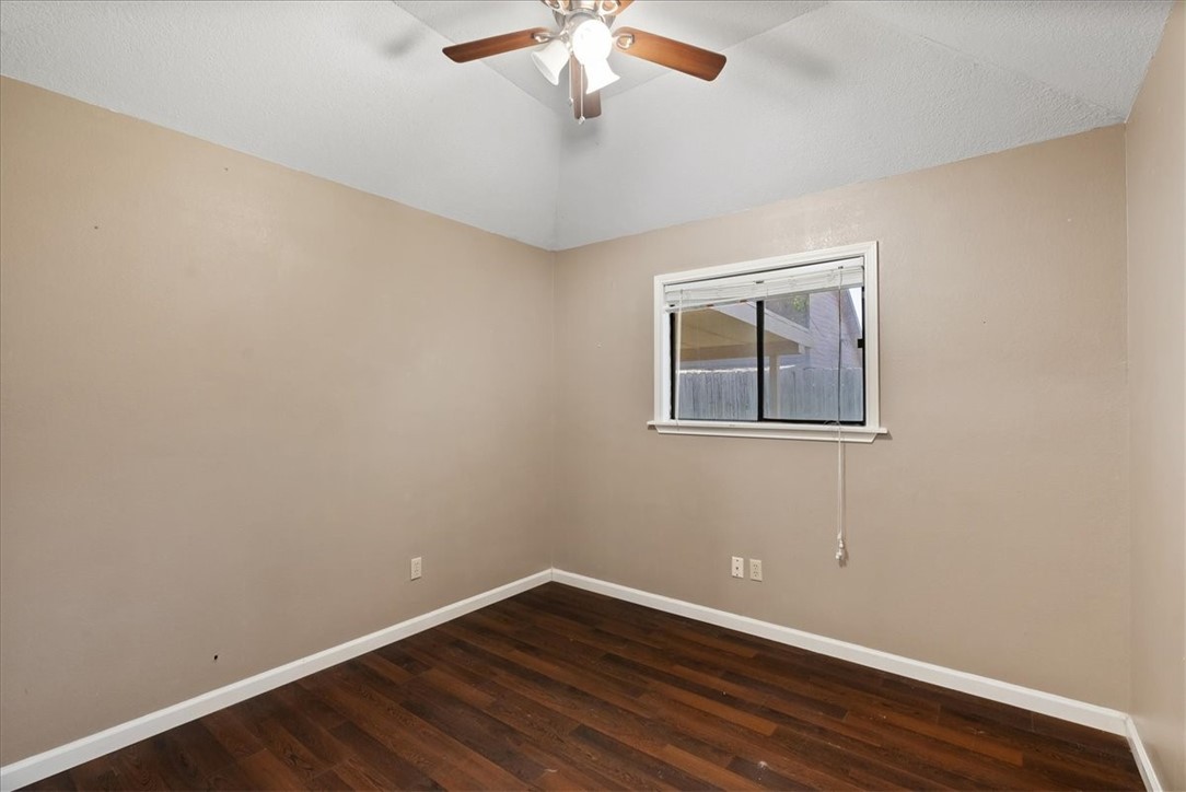 6829 Iroquois Dr Property Photo 22