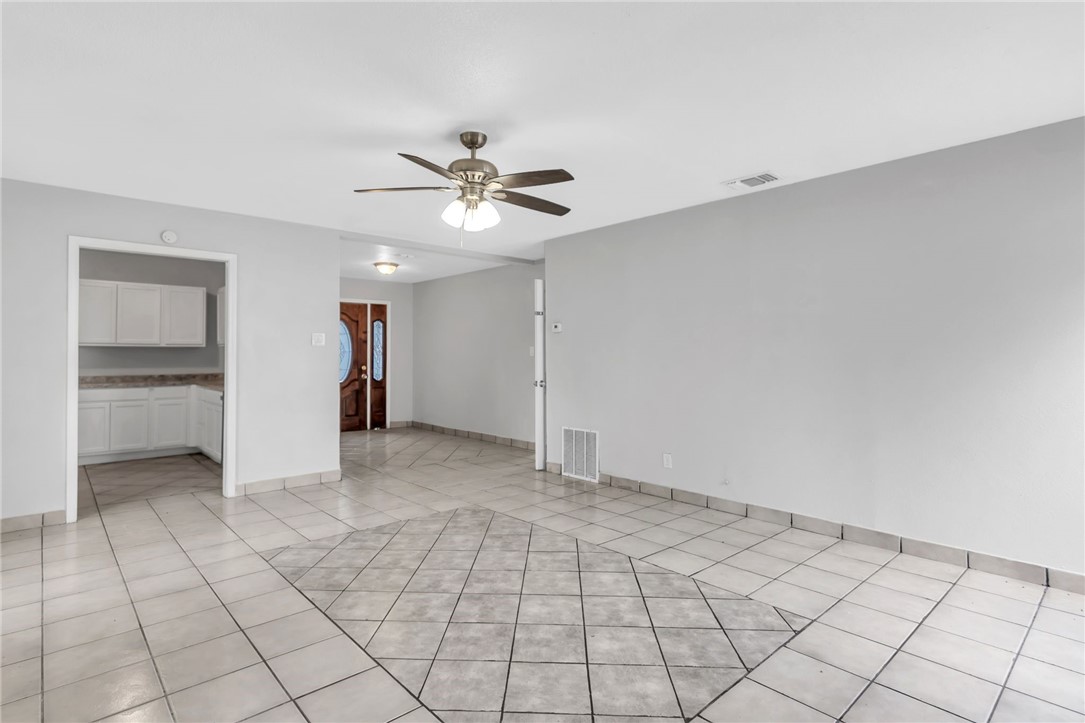 4817 Gabriel Dr Property Photo 17