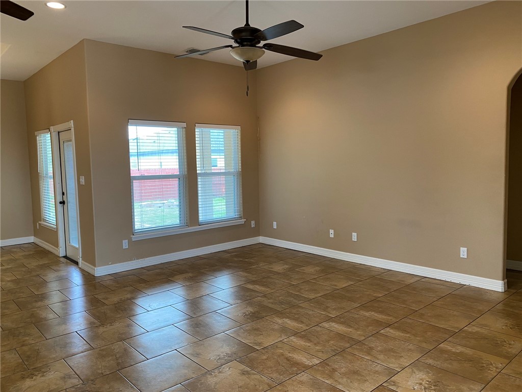 14802 Aquarius St Property Photo 15