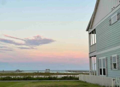 502 Sailhouse Way Property Photo 5