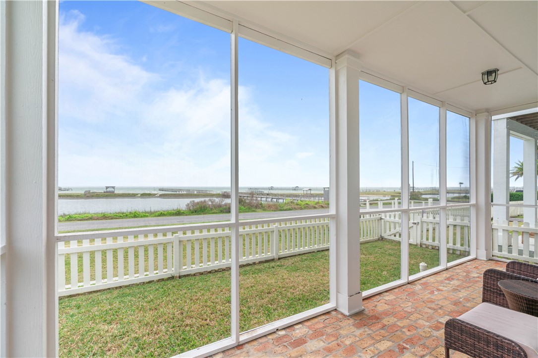 502 Sailhouse Way Property Photo 22