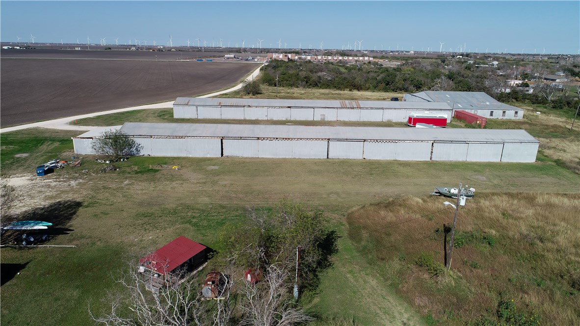 2852 Pvt Hunt & Fm 893 (moore Avenue) Property Photo 12