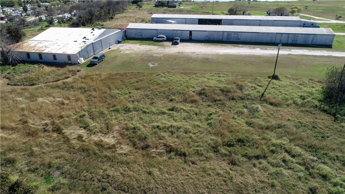 2852 Pvt Hunt & Fm 893 (moore Avenue) Property Photo 23