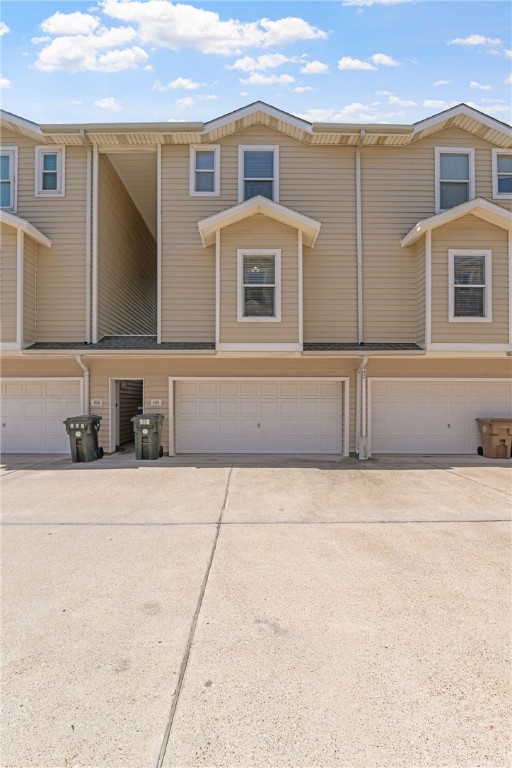 14202 Encantada 105 Property Photo 2