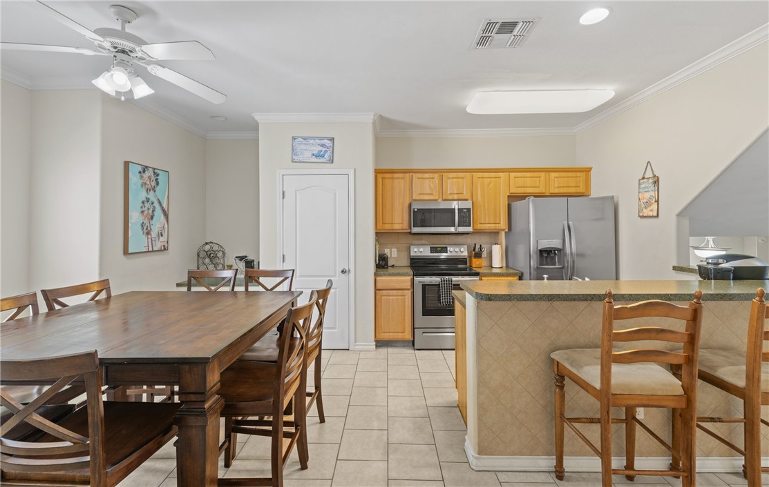14202 Encantada 105 Property Photo 4