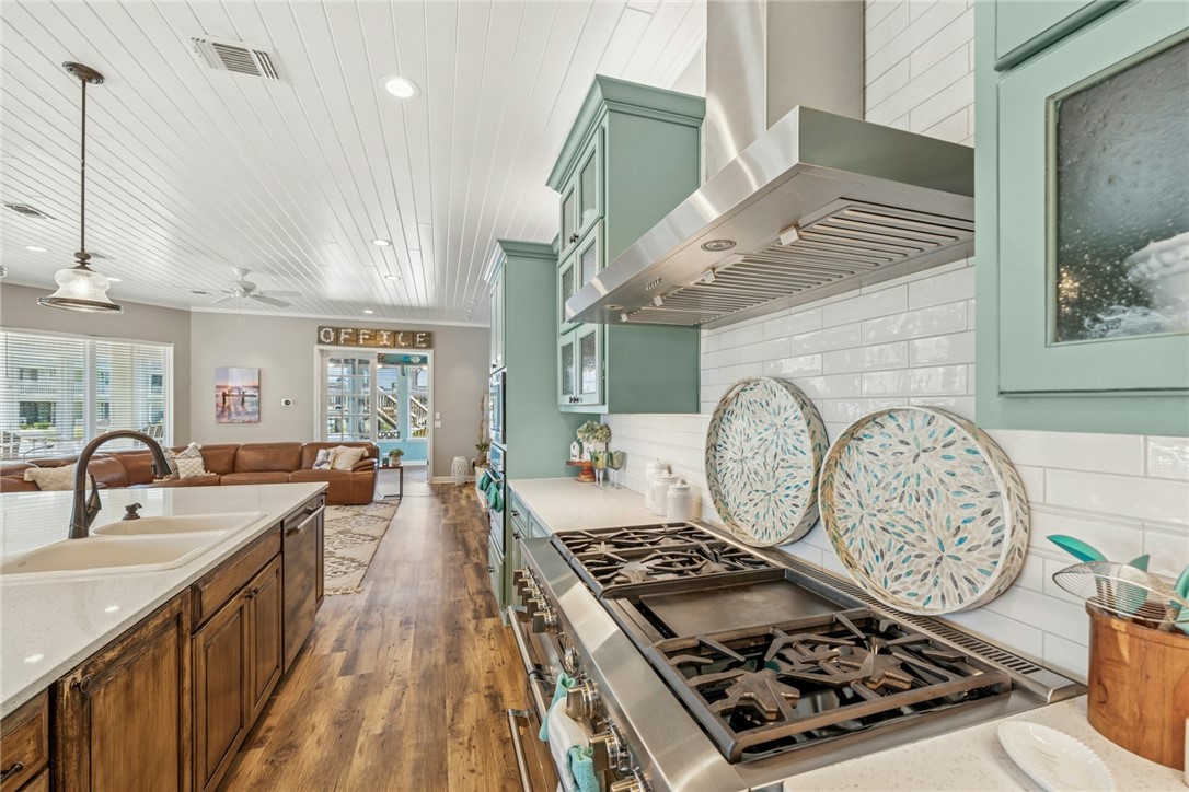 6 Sea Shell Shores Dr Property Photo 6