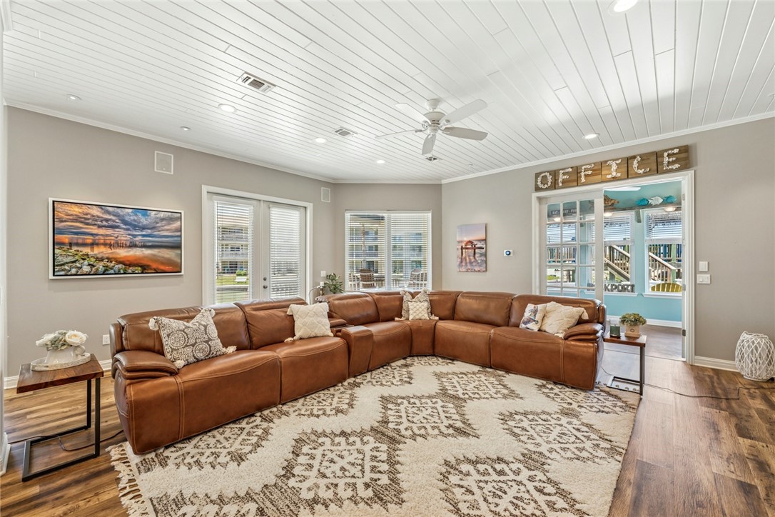 6 Sea Shell Shores Dr Property Photo 10