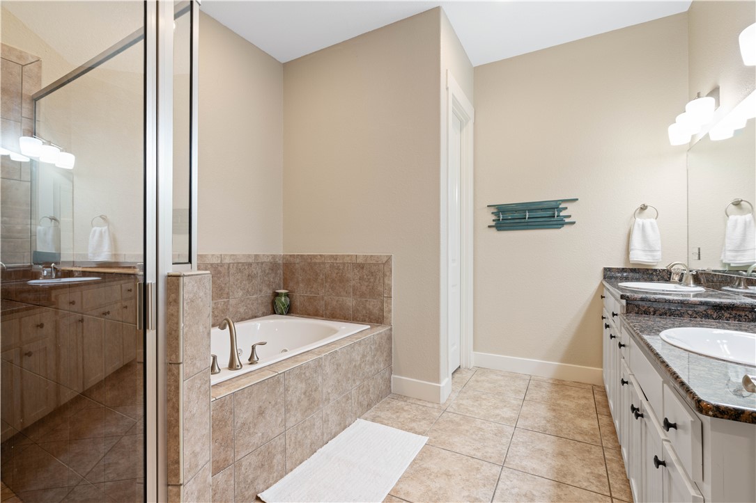 107 Frontenac Lane Property Photo 12