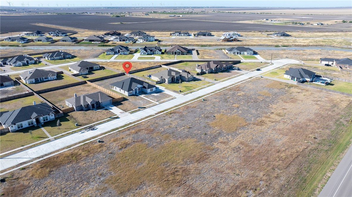 1517 Scorpio Dr Property Photo 2