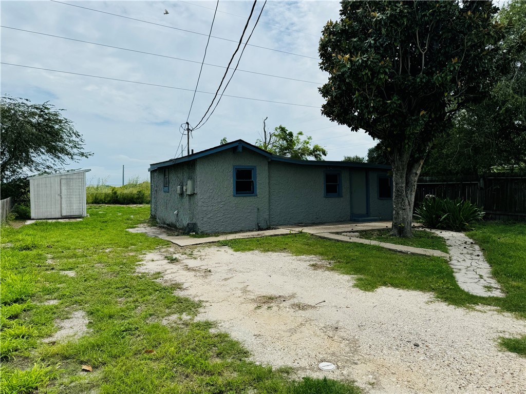 713 Jane St Property Photo