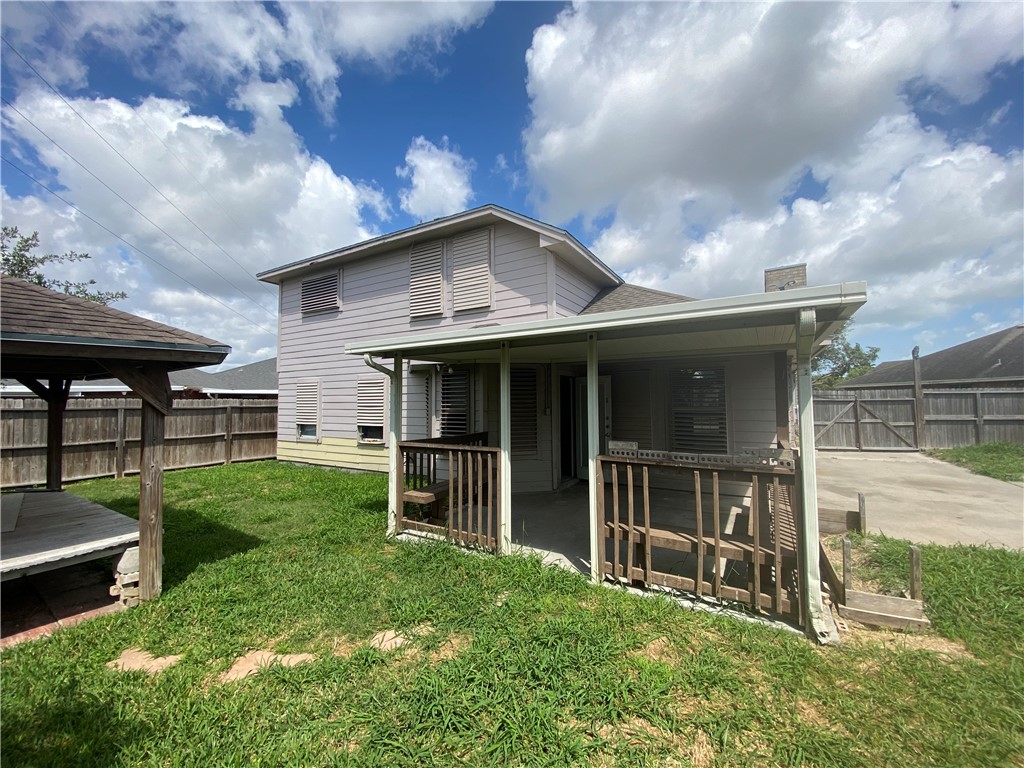 2422 Songbird Property Photo 25