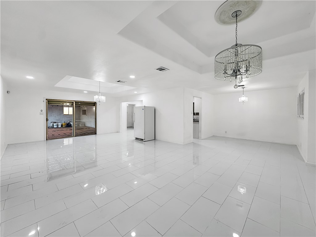 4115 Meridian Pl Property Photo 5