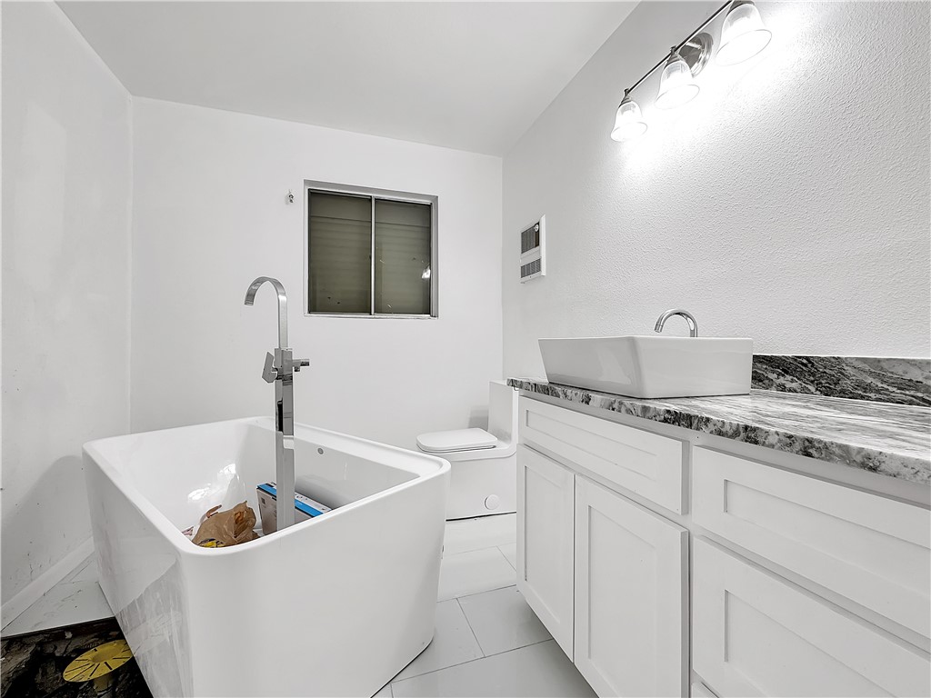 4115 Meridian Pl Property Photo 10