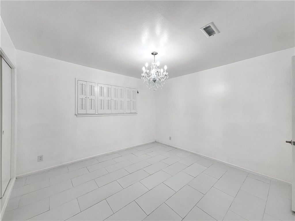 4115 Meridian Pl Property Photo 12