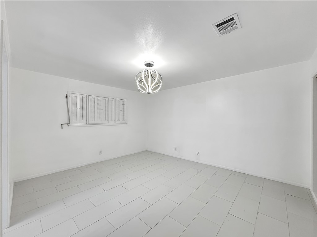 4115 Meridian Pl Property Photo 13
