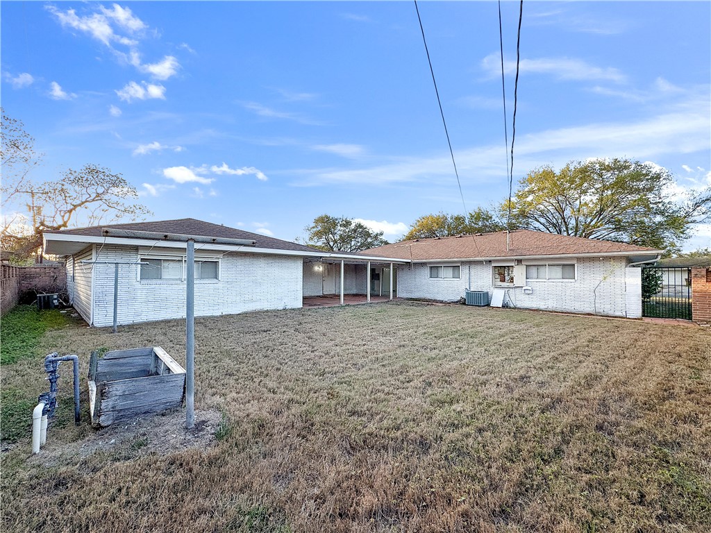 4115 Meridian Pl Property Photo 23