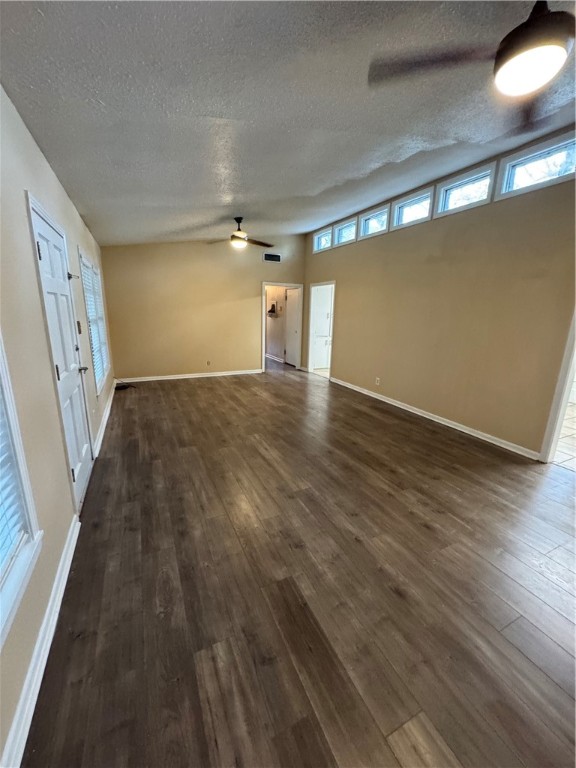 1820 Kenney Lane Property Photo 6