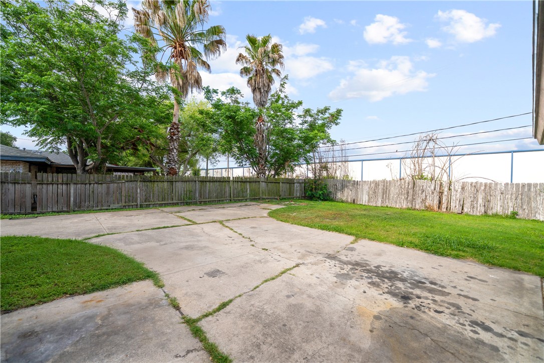 1701 Annette St Property Photo 29