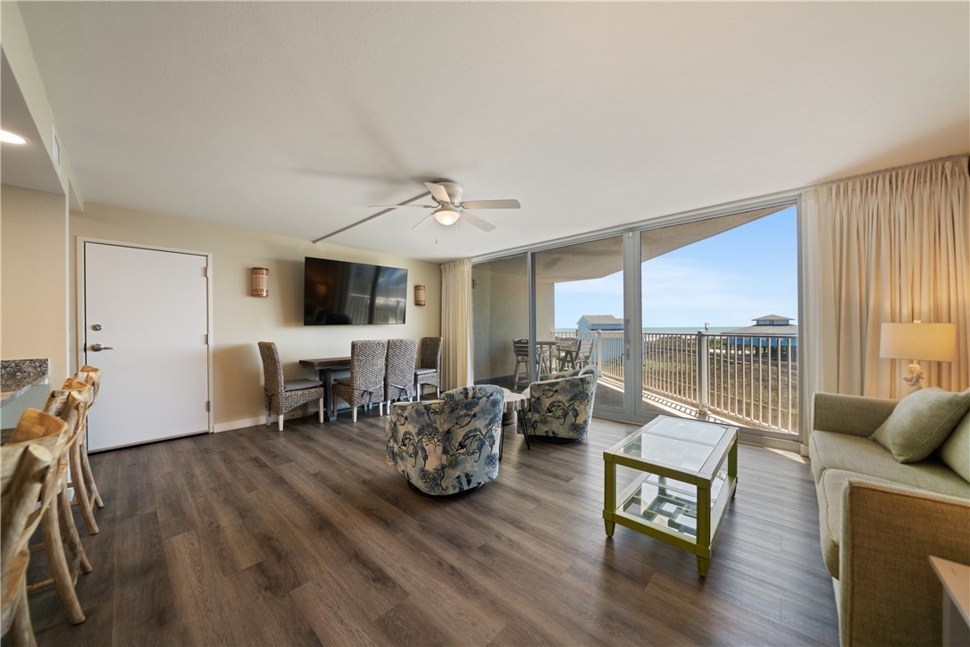 800 Sandcastle Dr 230 Property Photo 7