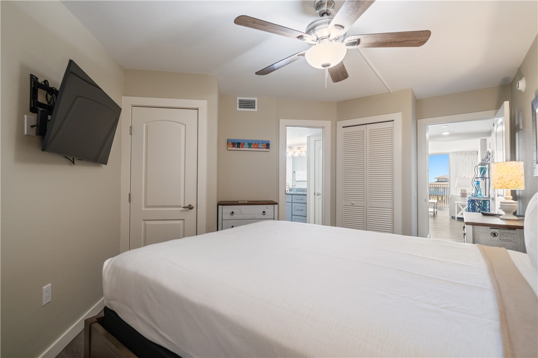 800 Sandcastle Dr 230 Property Photo 14