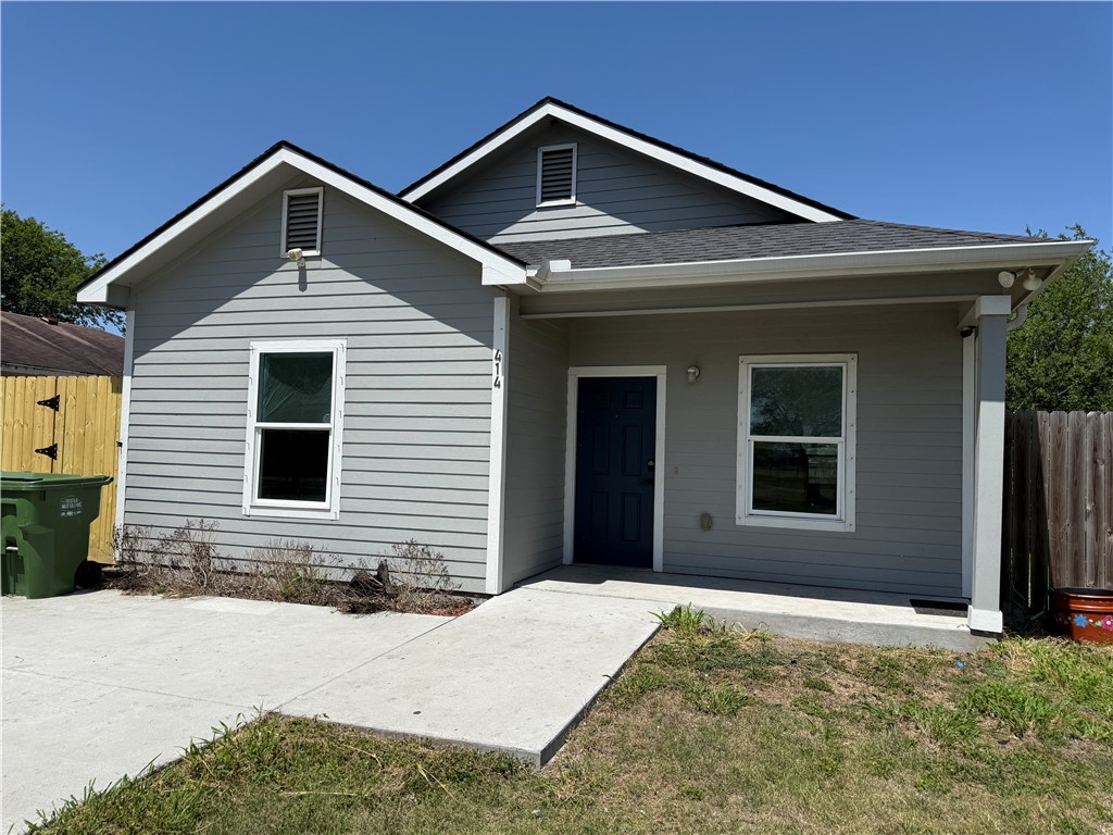 414 3rd St Property Photo