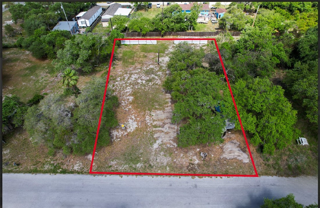 Lot 13 & 14 N 8th St Property Photo 2