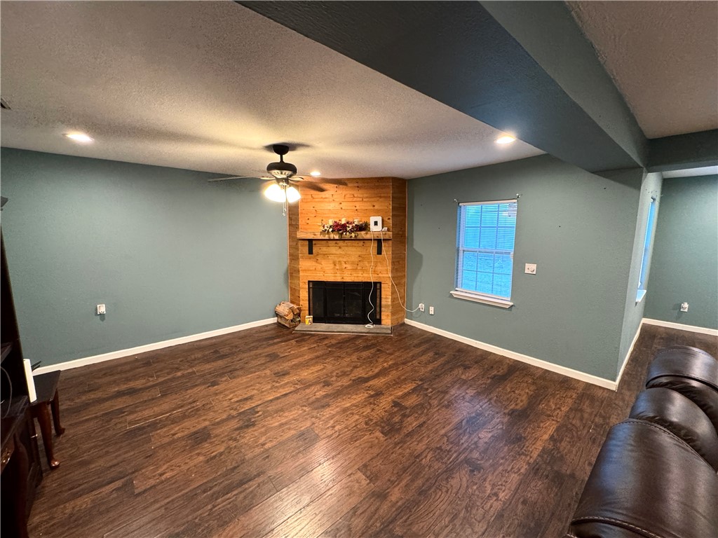 101 Ghent Pl Property Photo 16