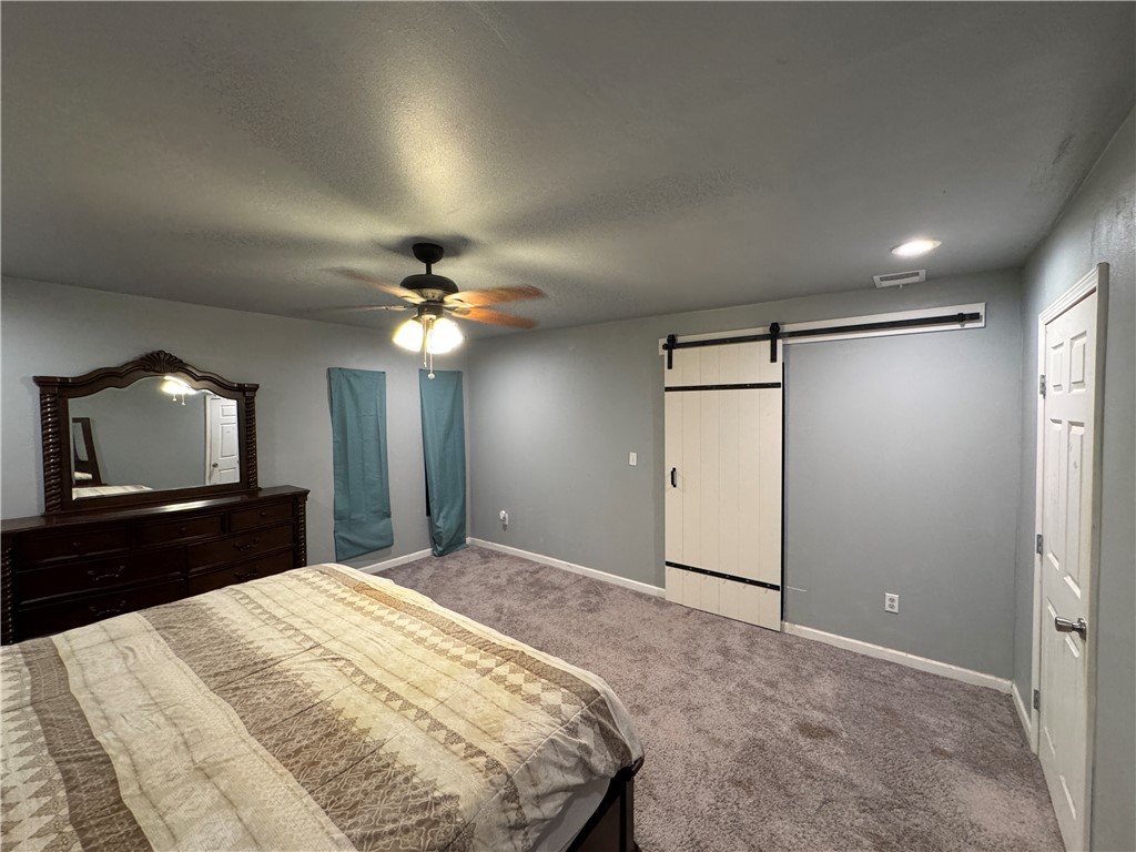 101 Ghent Pl Property Photo 24