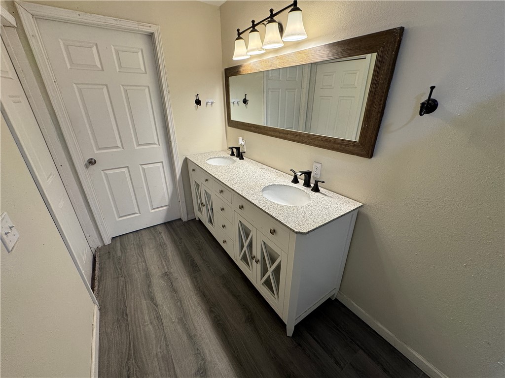 101 Ghent Pl Property Photo 26