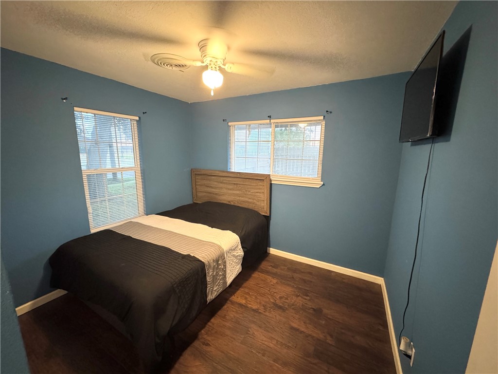 101 Ghent Pl Property Photo 35