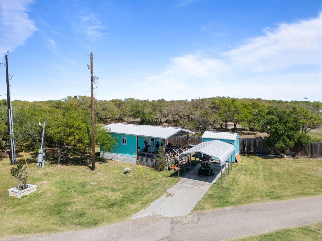 1421 W Corpus Christi St Property Photo 4