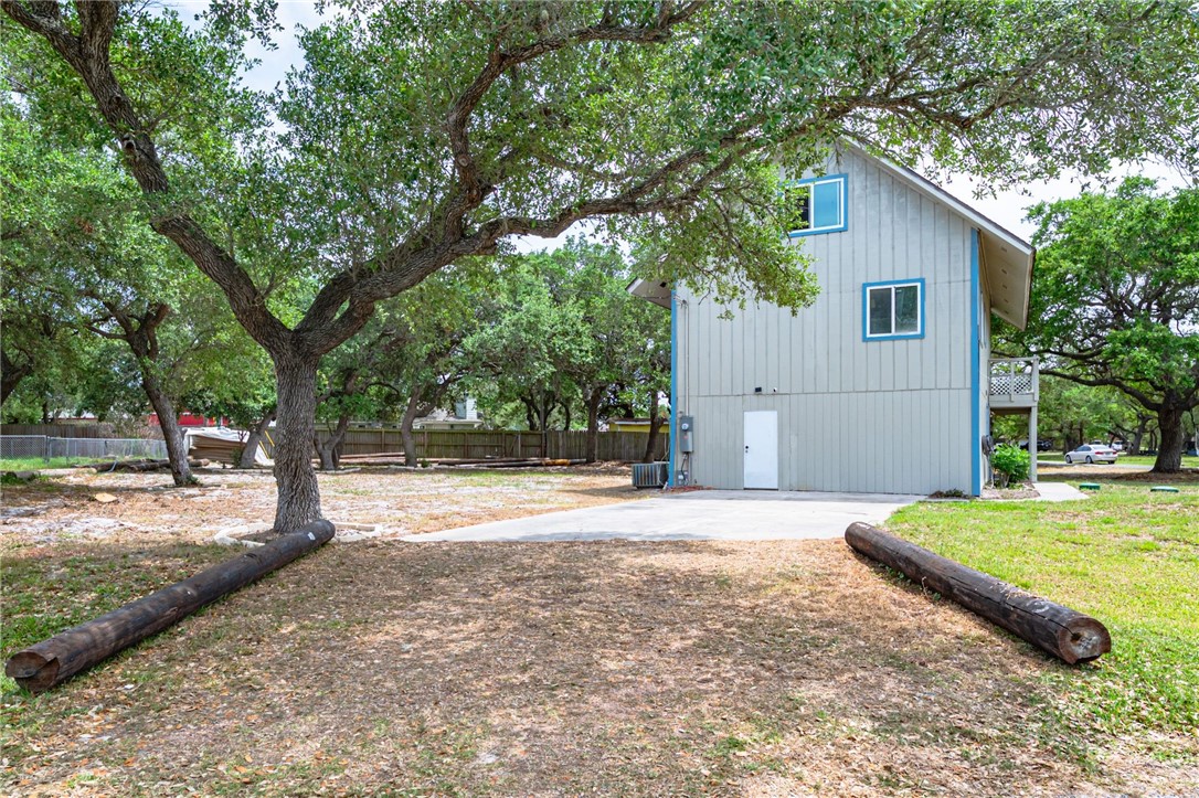 120 Retama Property Photo
