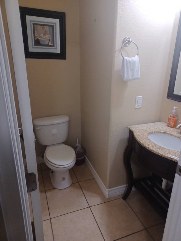 15217 Windward Dr 302 Property Photo 12