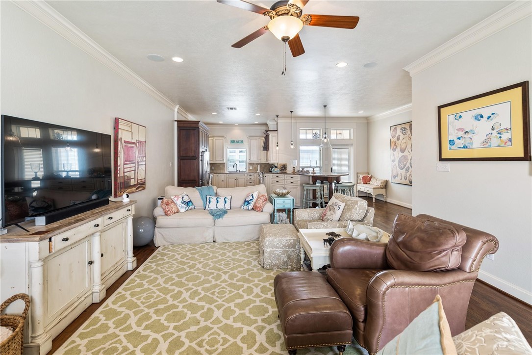 14890 Granada Dr 102 Property Photo 7