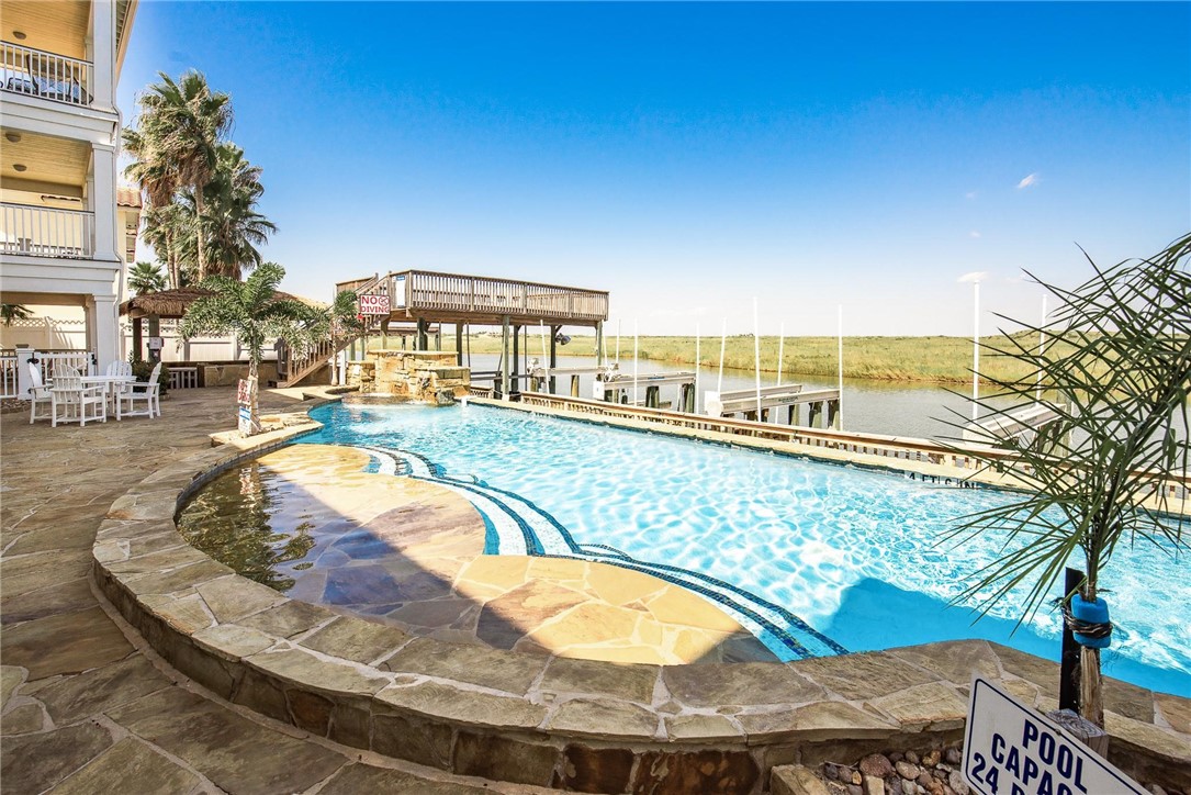 14890 Granada Dr 102 Property Photo 25