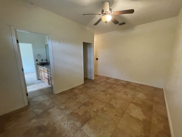 7448 N Us Highway 281 Property Photo 18