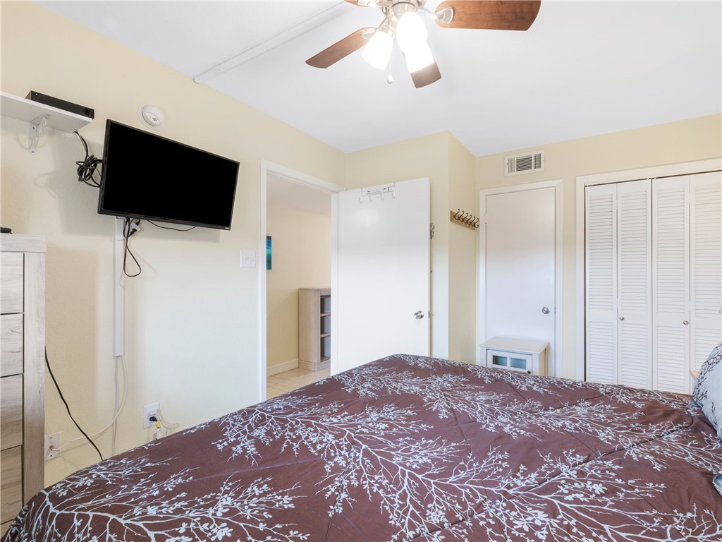 1021 S Water St 410 Property Photo 15