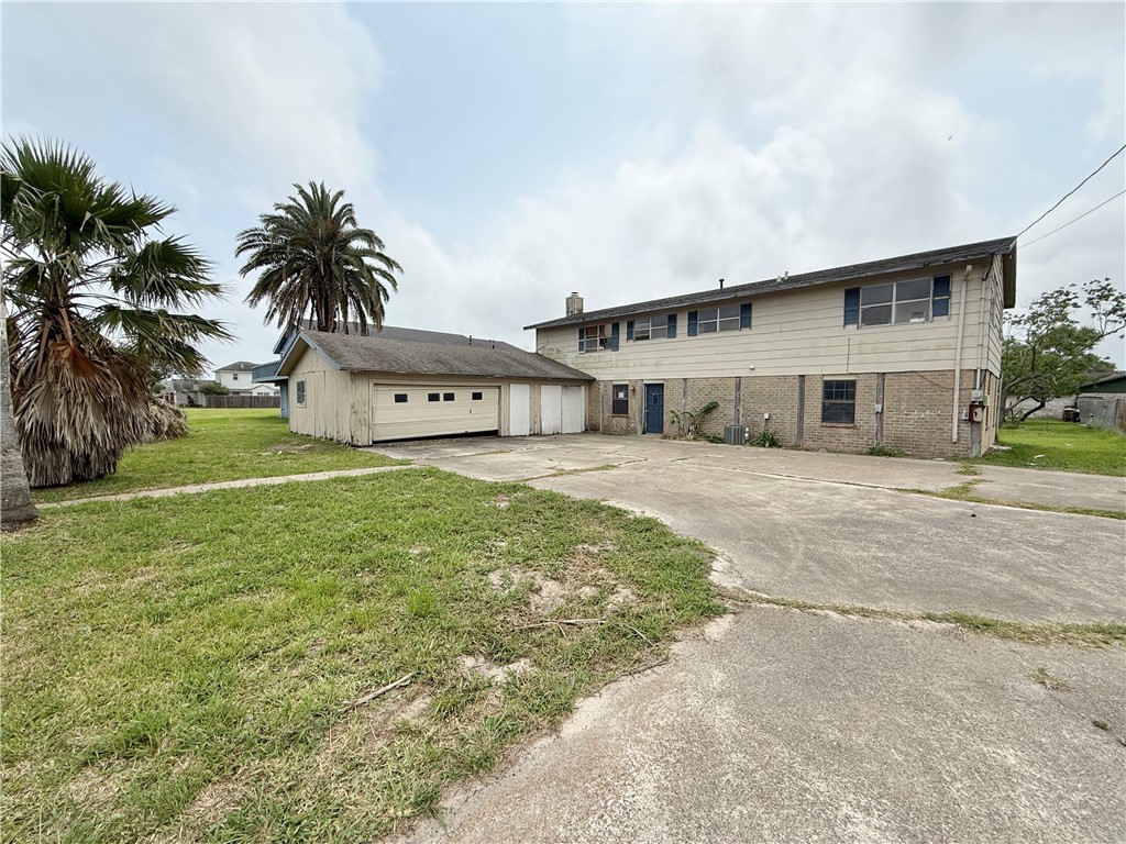 321 Clearview Dr Property Photo