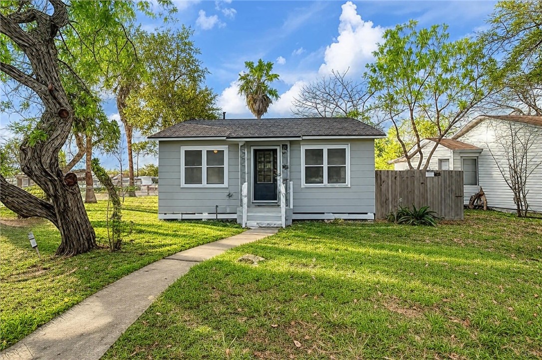 4049 Green Grove Dr Property Photo 1