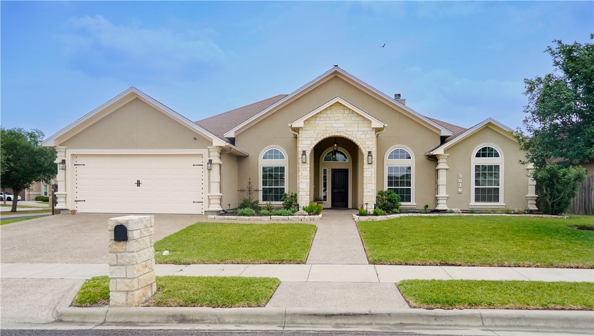 3610 Lake Champagne Ct Property Photo