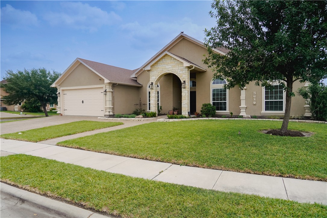 3610 Lake Champagne Ct Property Photo 2