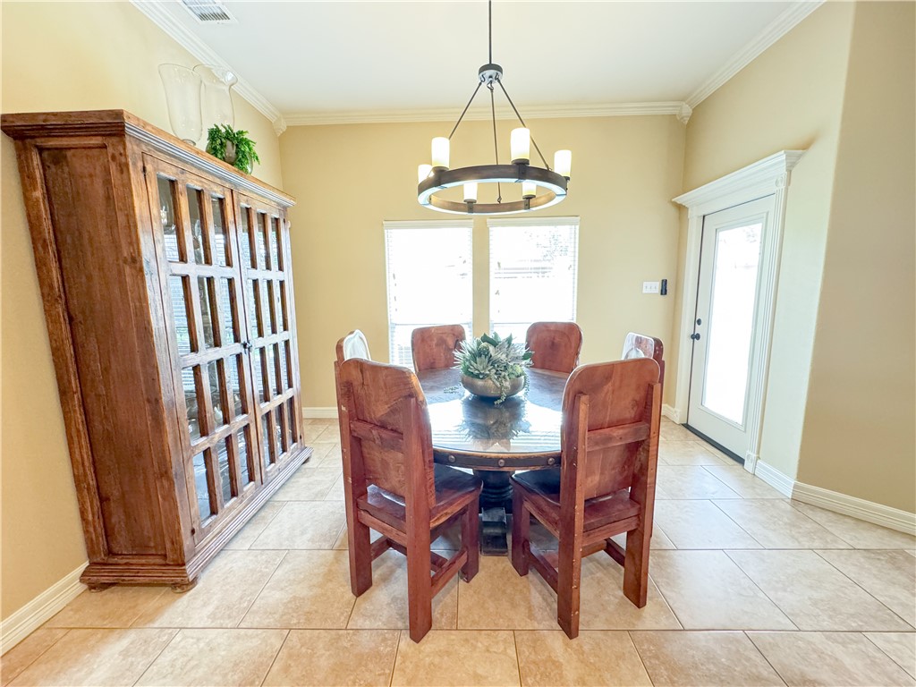 3610 Lake Champagne Ct Property Photo 12