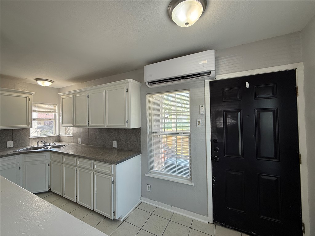 1625 14th St B Property Photo 7