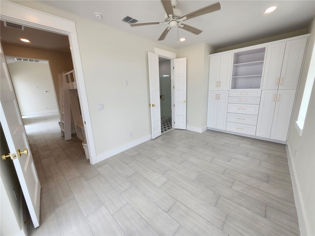 106 Porto Villageo Dr Property Photo 12