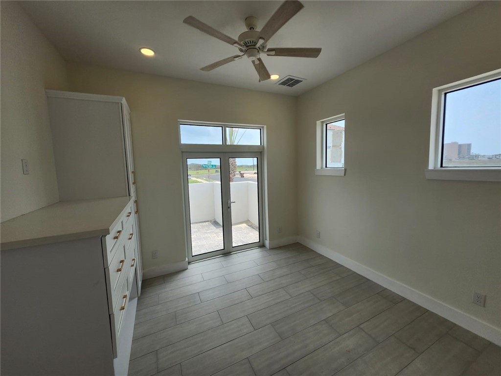 106 Porto Villageo Dr Property Photo 15