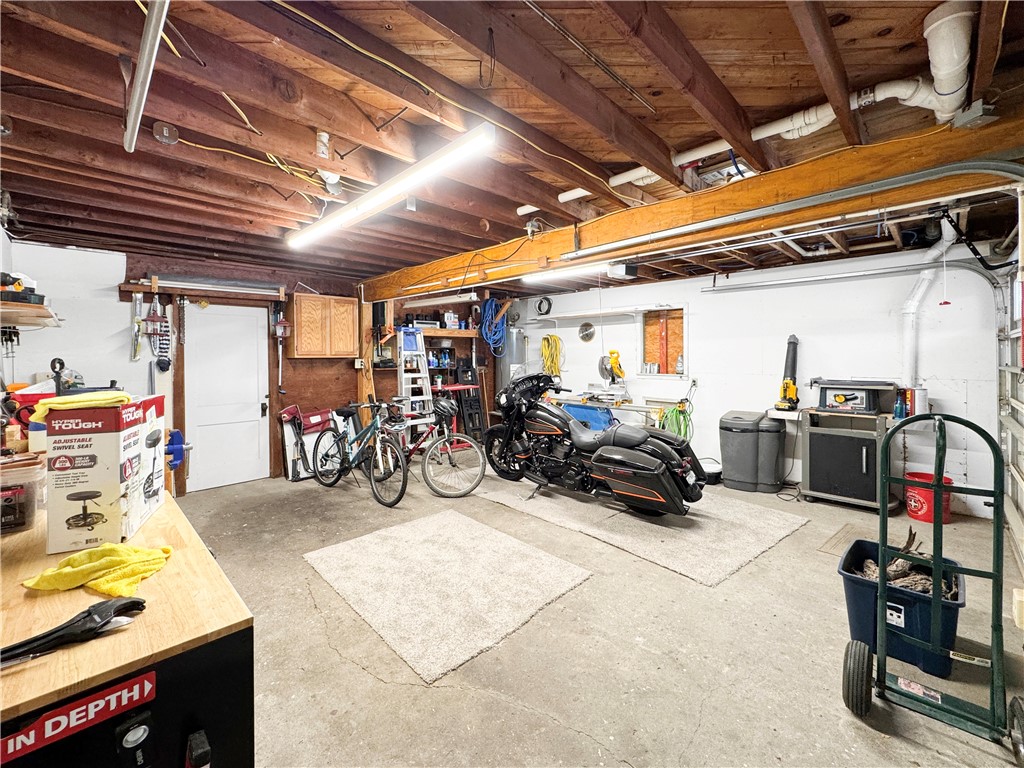 9443 Up River Property Photo 32