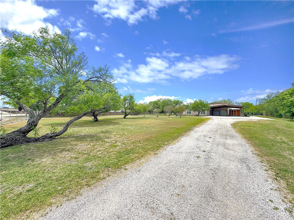 9443 Up River Property Photo 37