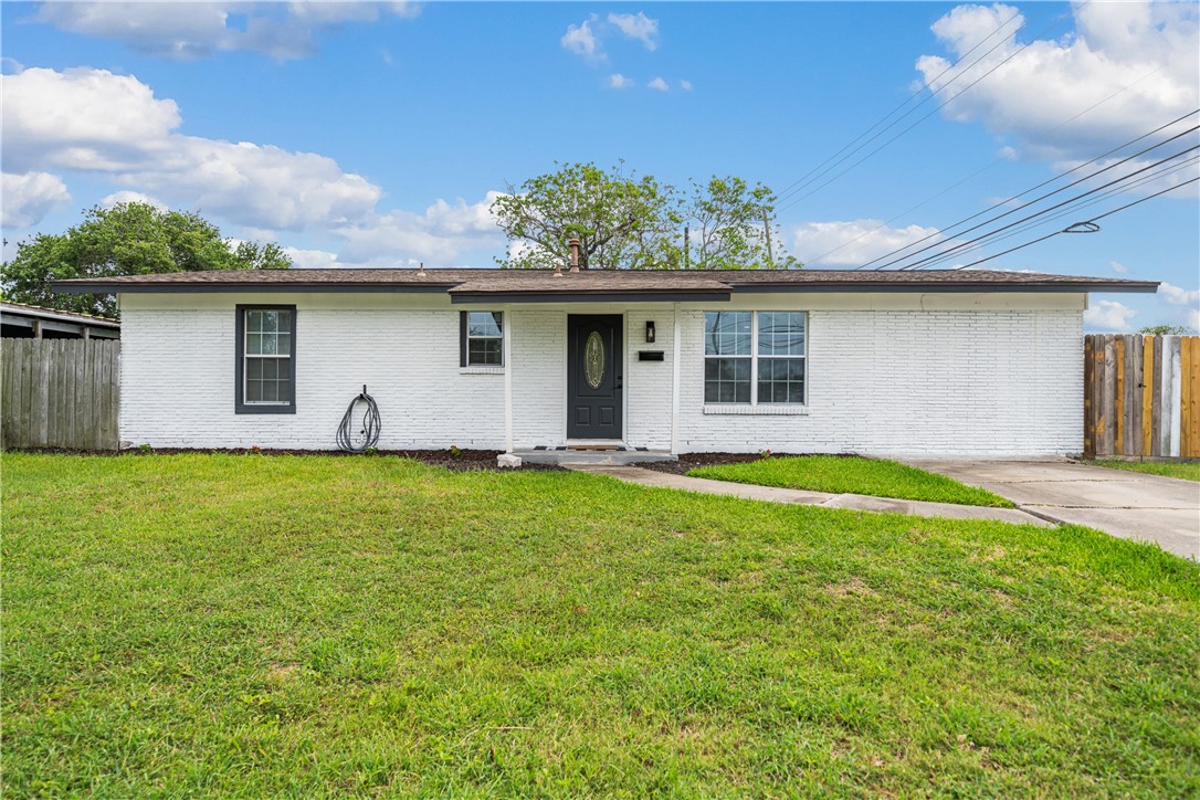 5801 Lucille Dr Property Photo