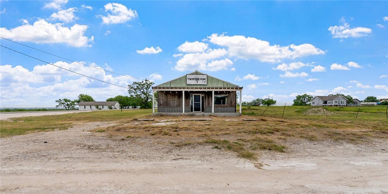 14328 Hwy 72 & Fm 673 Property Photo 2